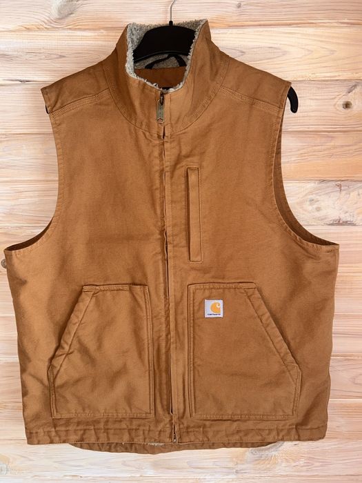 Теплий жилет carhartt