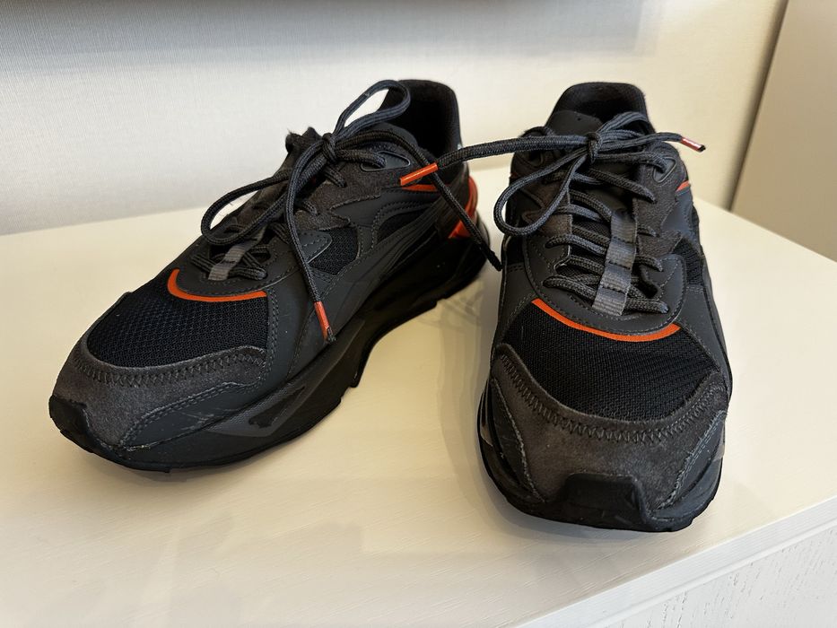 Продам кросівки PUMA
