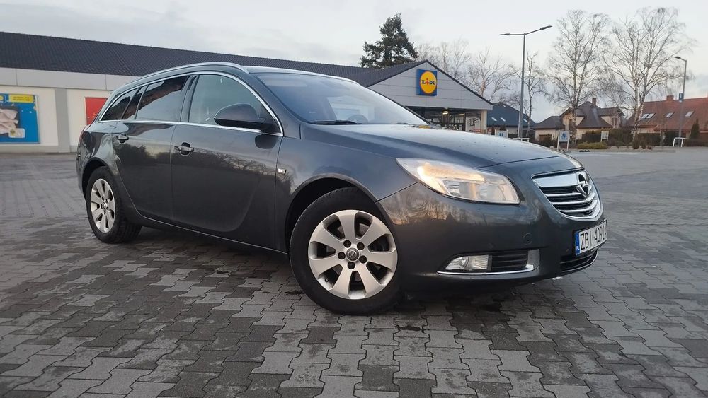 Opel Insignia Benzyna 220KM AUT