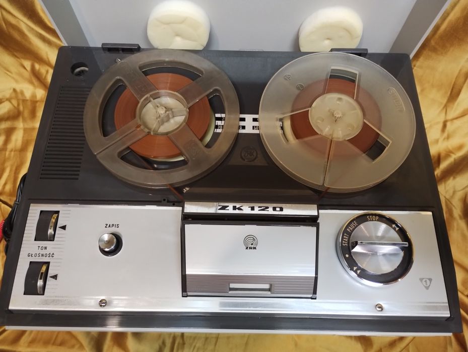 Magnetofon zk 120