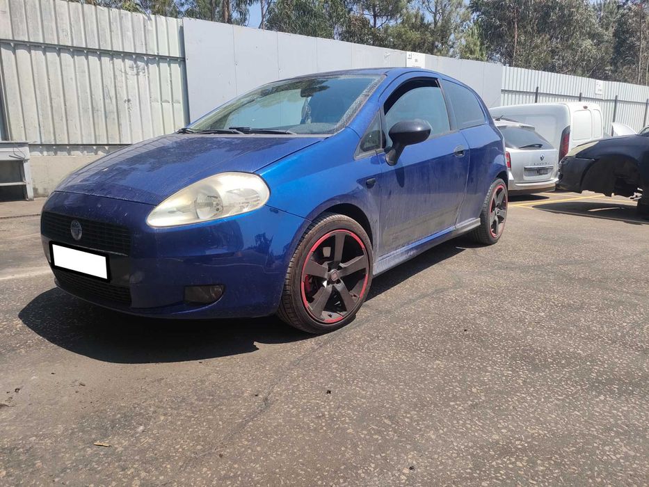 FIAT Grande Punto Hatchback (199) 1.3 D Multijet Diesel 90 cv / 66 kW 2005 - 2010 Para Peças
