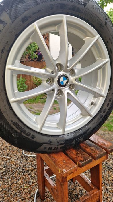 Oryginalne Felgi 17 BMW  super stan