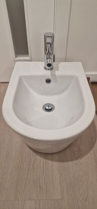 Bidé suspenso Sanindusa URBY