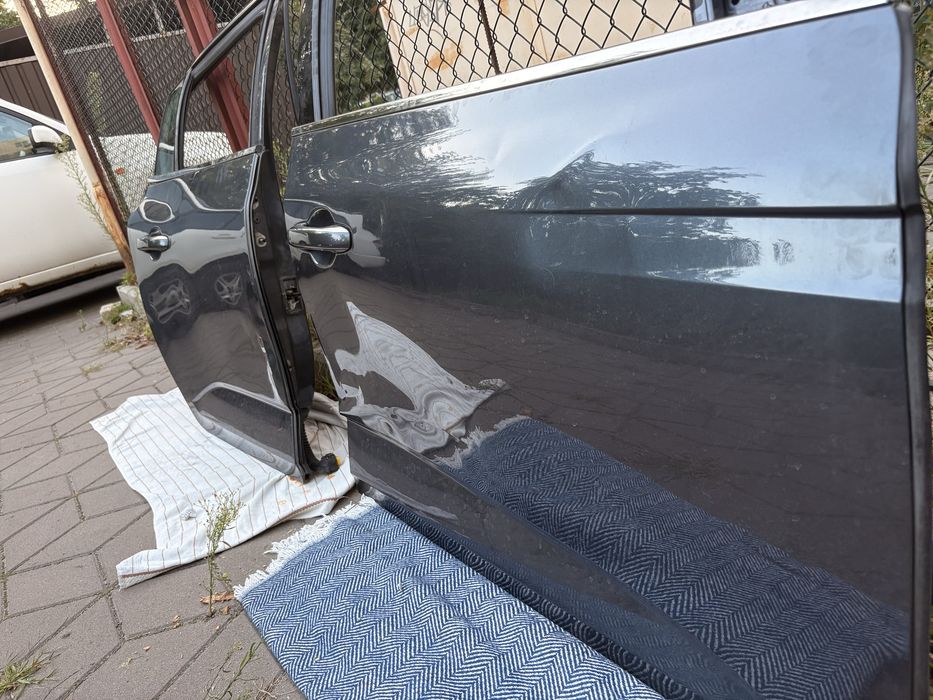 Дверка передня права рено меган 4 універсал