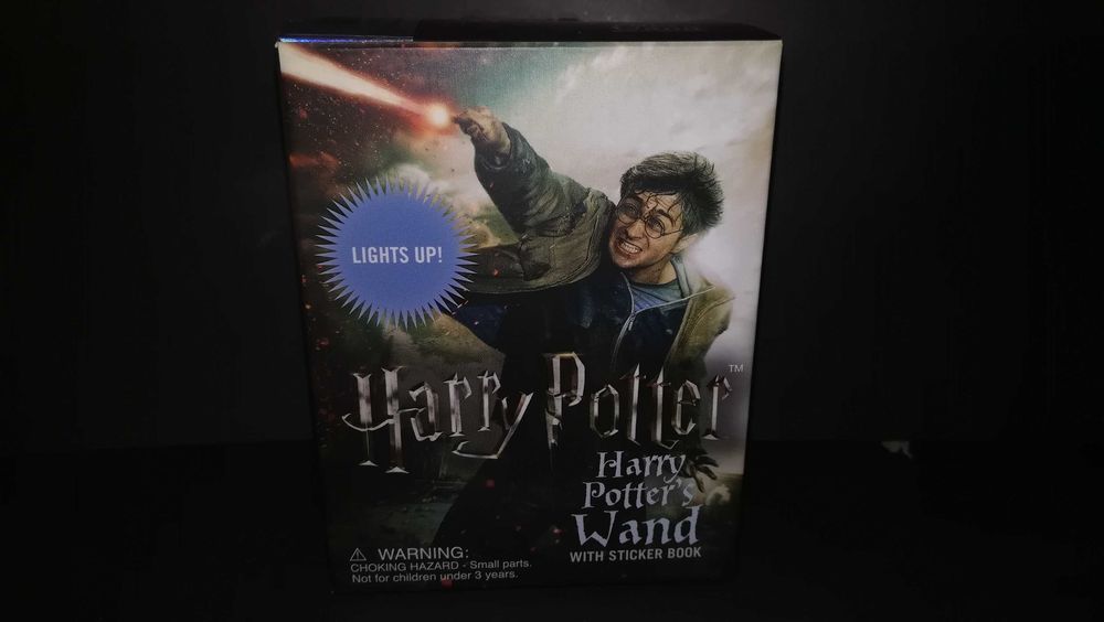 Harry Potter varinha iluminável + autocolantes - NOVO