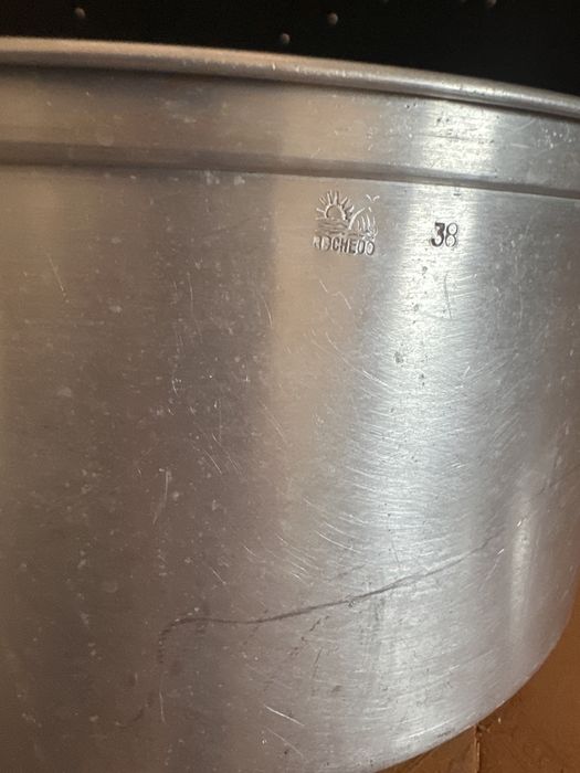 2 tachos aluminio