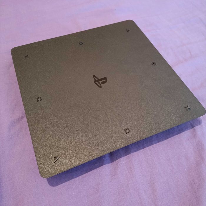 Playstatio 4 Slim 500Gb +геймпад +оригінальна коробка +навушники