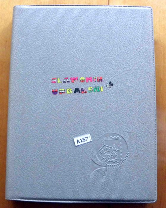 Klaser ze znaczkami, znaczki pocztowe A157