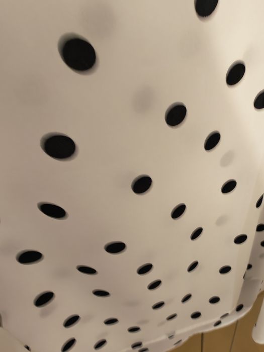 Damski top biały w czarne kropki