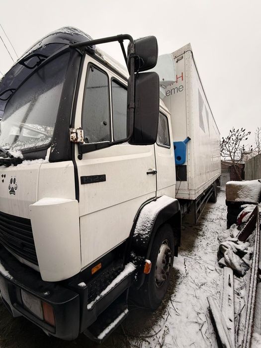 Авто Mercedes-Benz