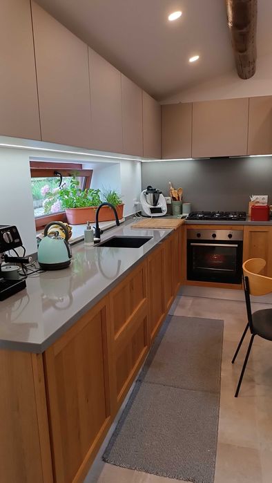 Cozinha VENETA CUCINE como nova.