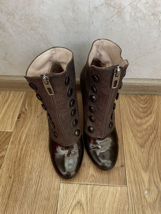 Демисезонные, кожаные сапоги FELLINI