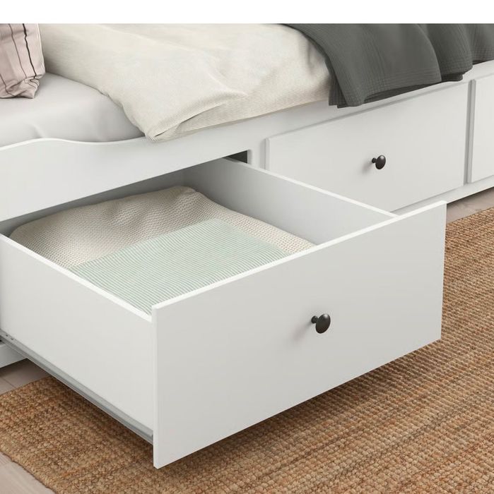 Cama individual/ dupla com 3 gavetões e 2 colchões