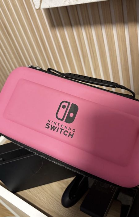 Nintendo Switch + Minecraft + Mala de Transporte + Dock