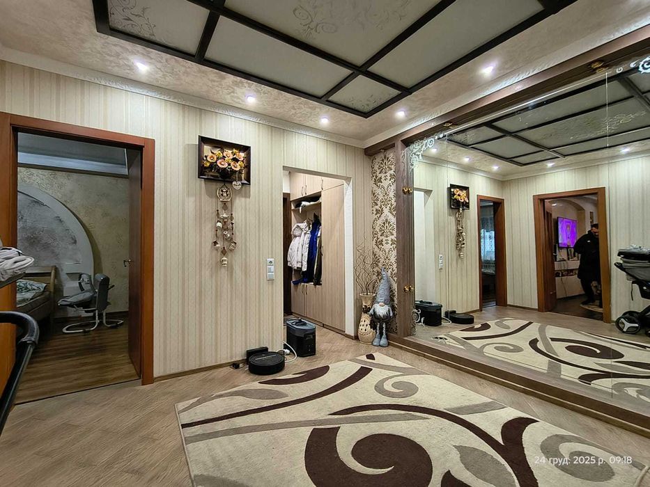 Продам 3к АППС люкс Троєщина Екстер 97квм Євроремонт 2-Й ПОВЕРХ