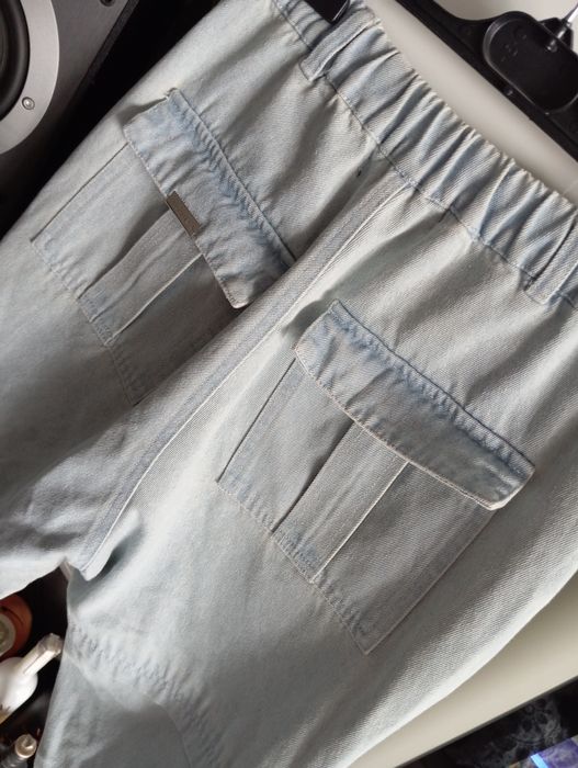 Spodnie jeansy dżinsy bojówki nowoczesne kieszenie Maniere de voir S