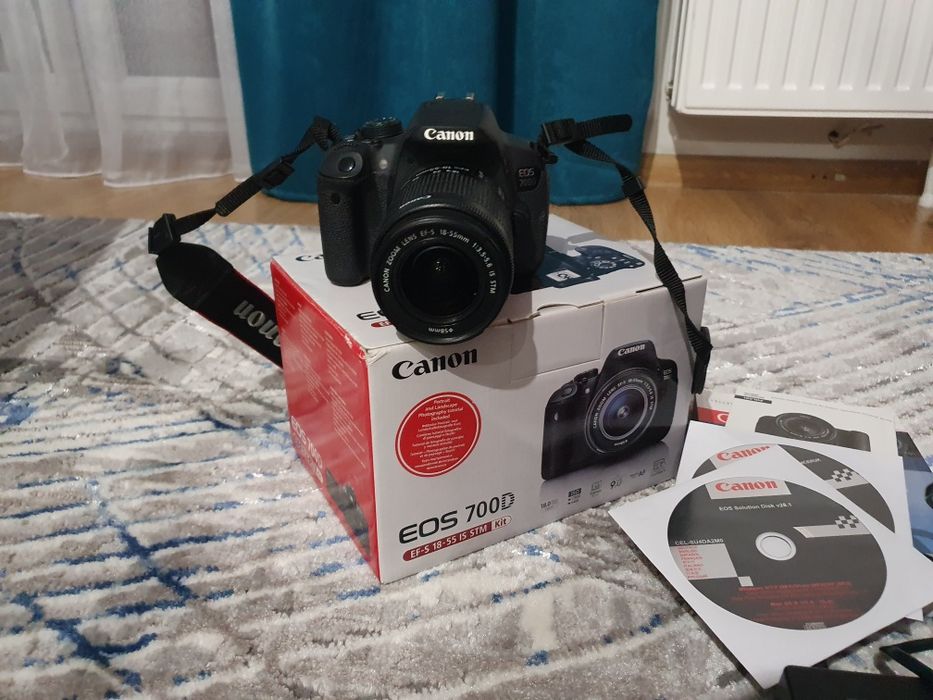 CANON EOS 700D + obiektyw 18-55