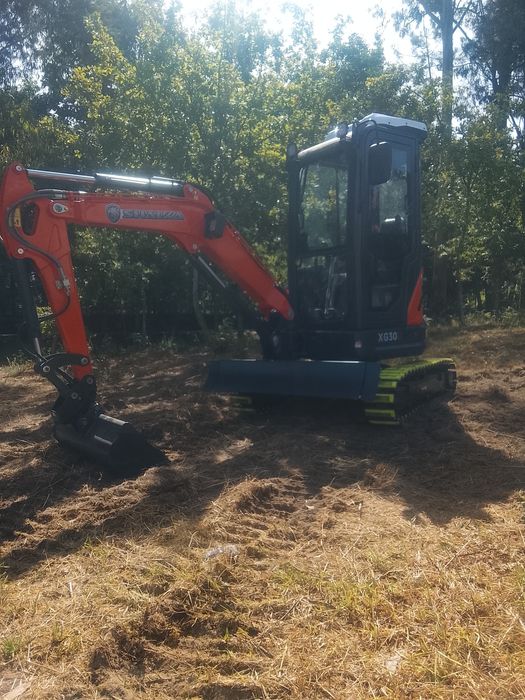Mini giratória 3 toneladas nova motor Yanmar