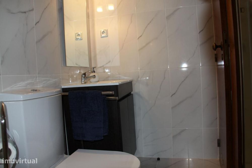 Apartamento com 1 quartos - localizado em Ramalde Porto