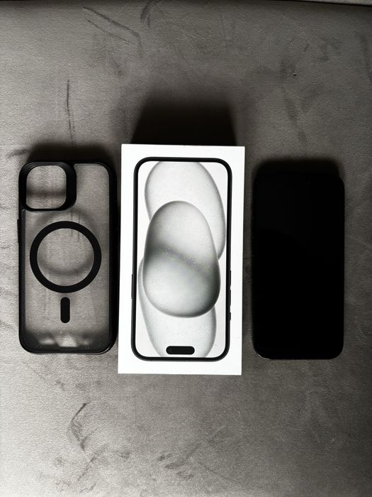 Iphon 15 Black 128GB, roczny, oryginal, pierwszy wlasciciel