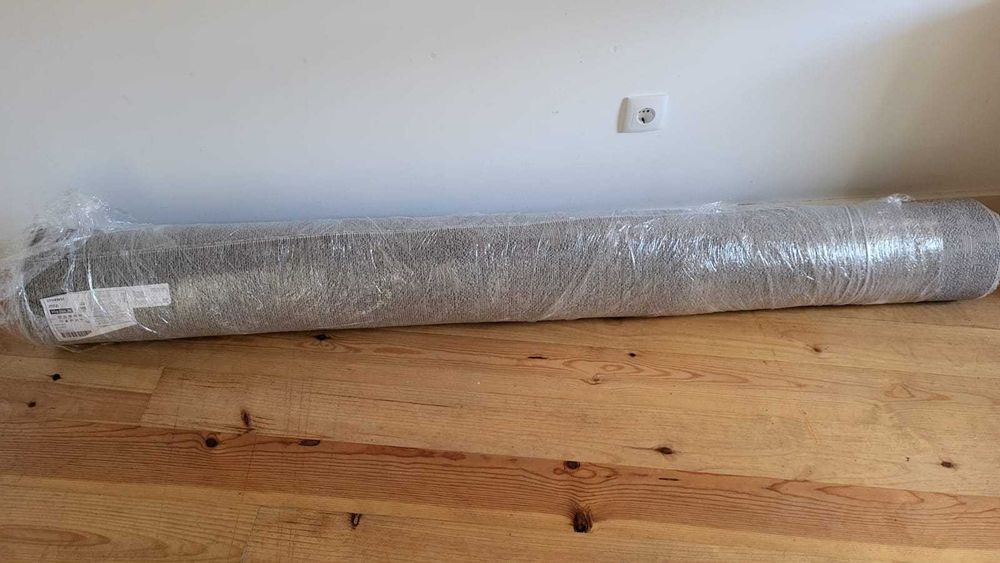 Tapete Cinza "Stoense" em bom estado, 200x300