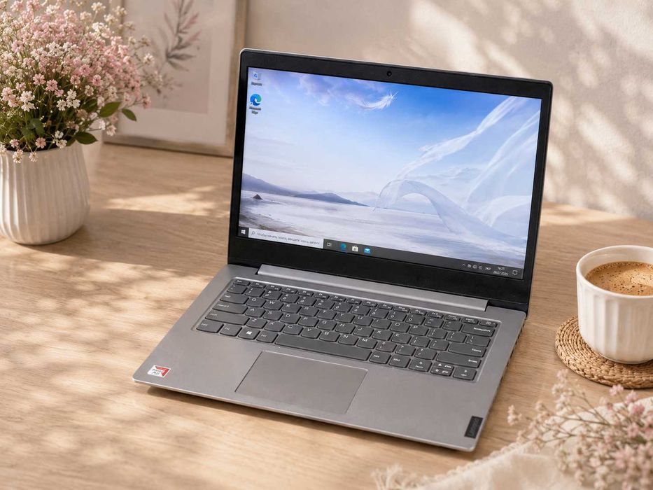 Lenovo IdeaPad Slim 1-14AST-05 14" • AMD • 4GB RAM • 64GB eMMC • Windows 10Pro