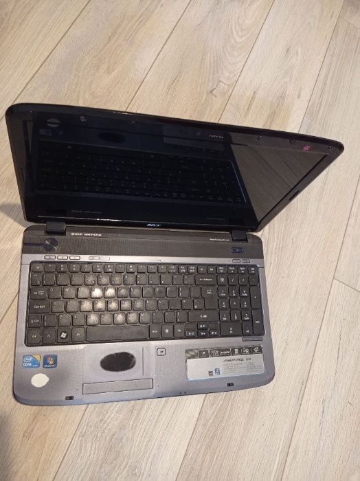 Laptop Acer Aspire 5740 i3 - 4GB RAM - SSD 128GB - Windows 10