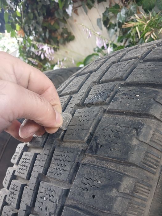 Продаю комплект зимніх коліс R16 5/114,3 .Стояли на NISSAN x-trail T31.