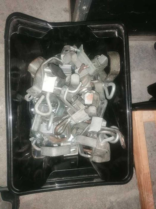 32 grampos para projetor de teatro