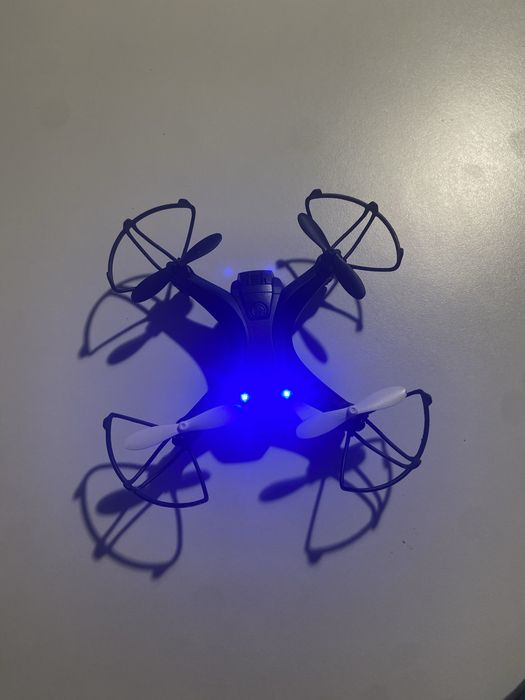 Mini Drone FPV - Predator446853640671078403