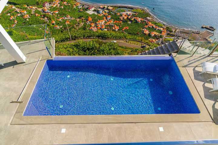 Villa Panorama 2 - Moradia de Luxo na Ponta do Sol