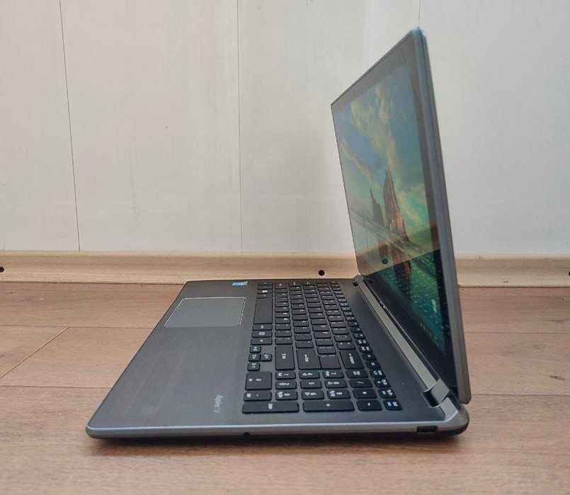 Ноутбук  ACER V5 i7 4550u 12Gb SSD 256Gb FullHD сенсор подсвет клавиат