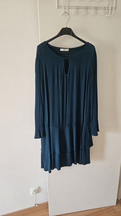 Vários vestidos praticamente novos. Vários Preços