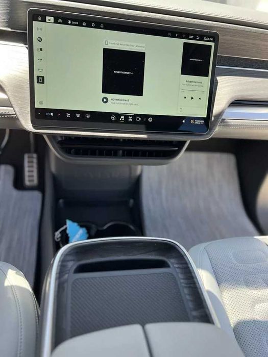 2023 Rivian R1S Adventure