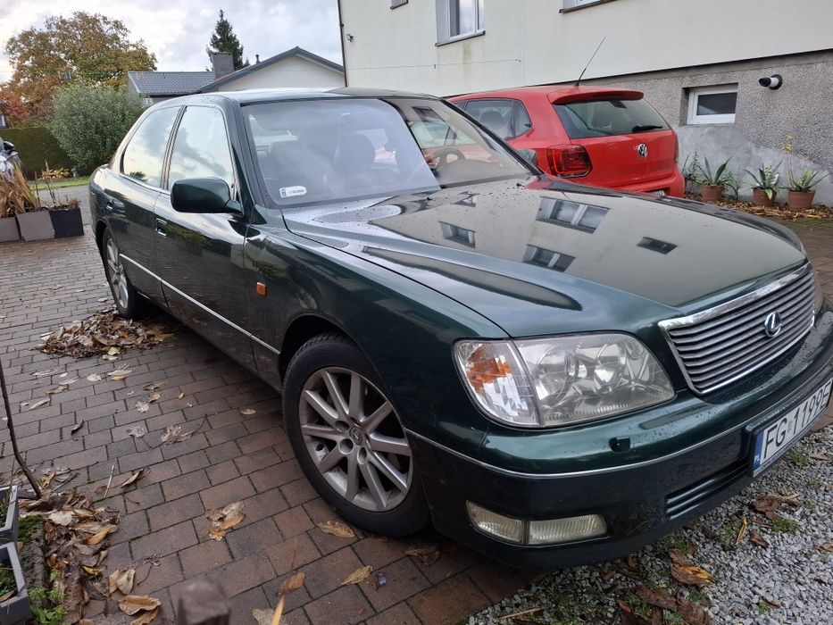 Lexus LS
