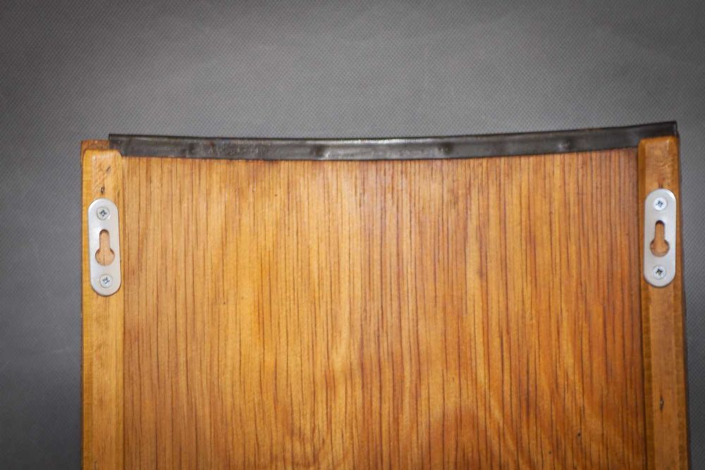 Бра на деревянном основании в стиле лофт с регулировкой освещения.