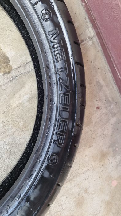 Продам покришку 100 80 16 metzeler honda sh 125 150 300