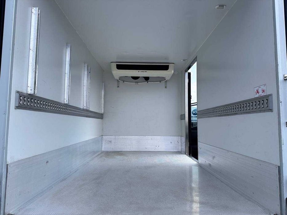 Mercedes-Benz Sprinter 2020p.