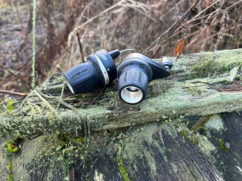 manetki obrotowe SRAM GripShift Max 3 x 7