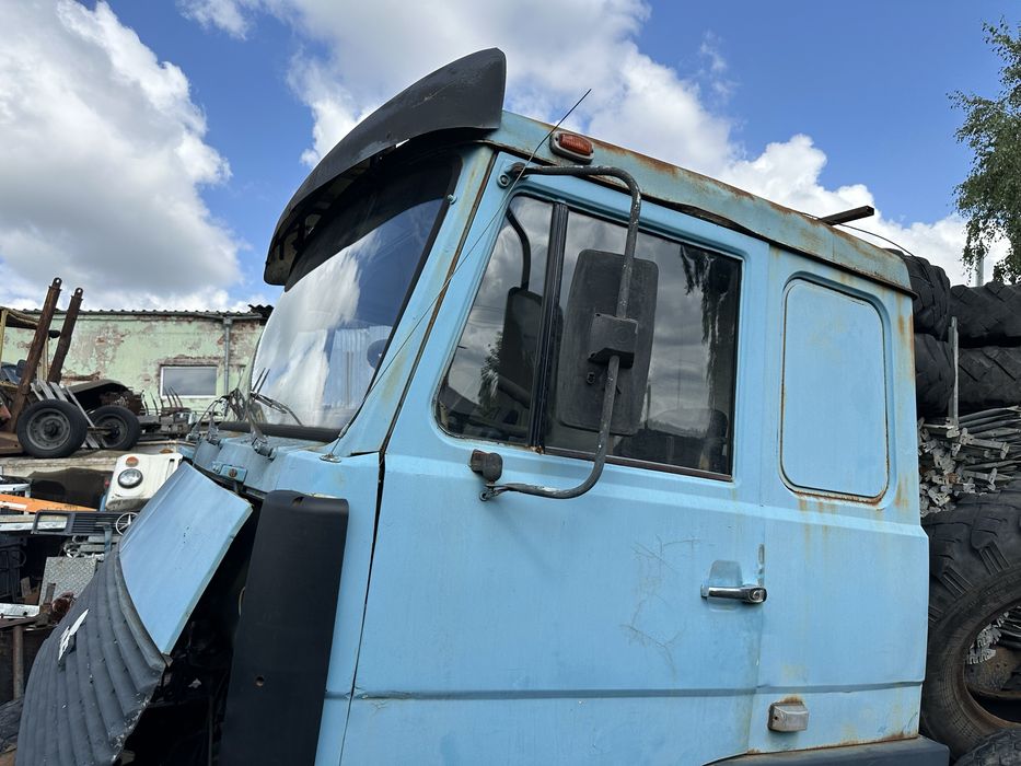Кабіна МАЗ-64229