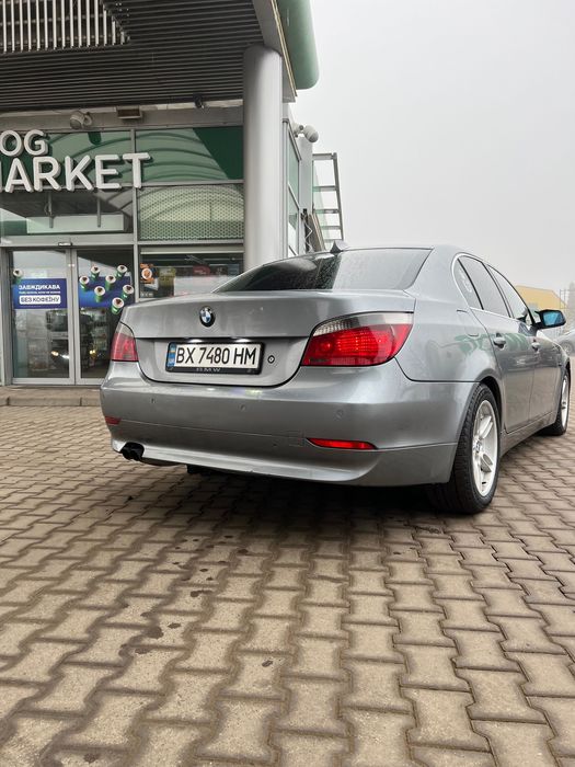 BMW E60 2004 року