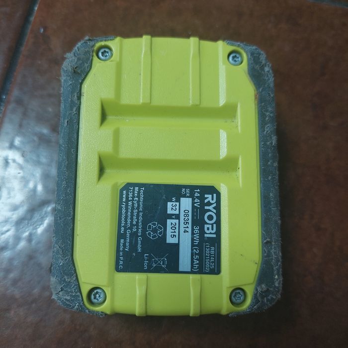 Акумуляторна батарея Ryobi руобі акумулятор 14,4 в