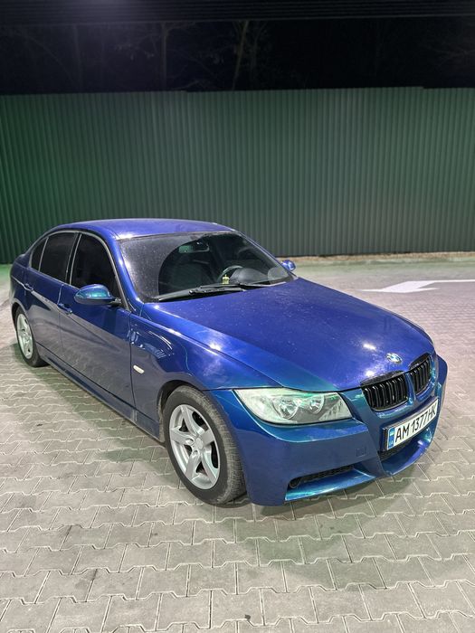 Продам BMW E90  M-packet