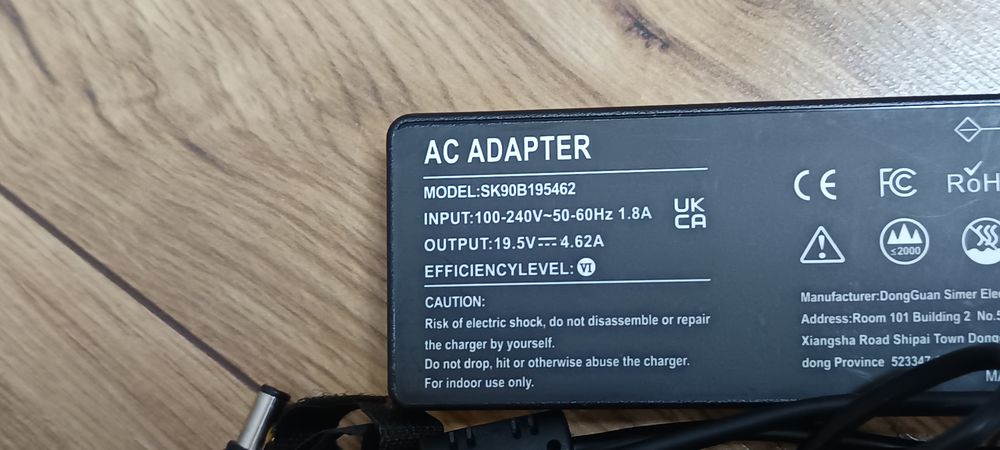 Uniwersalny zasilacz sieciowy 90 W, ładowarka do laptopa, 16w1