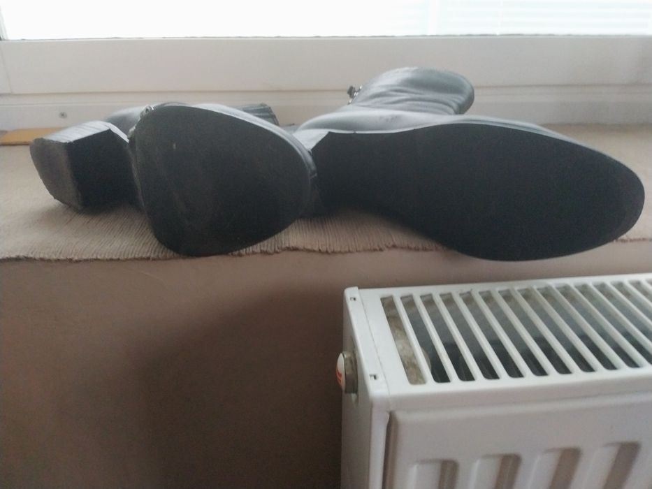 Пiвчобiтки (полусапожки) чоботи р.40 натуральна шкiра, якiснi, гарний