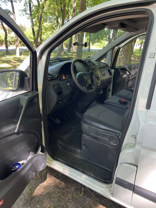 Mercedes-Benz vito