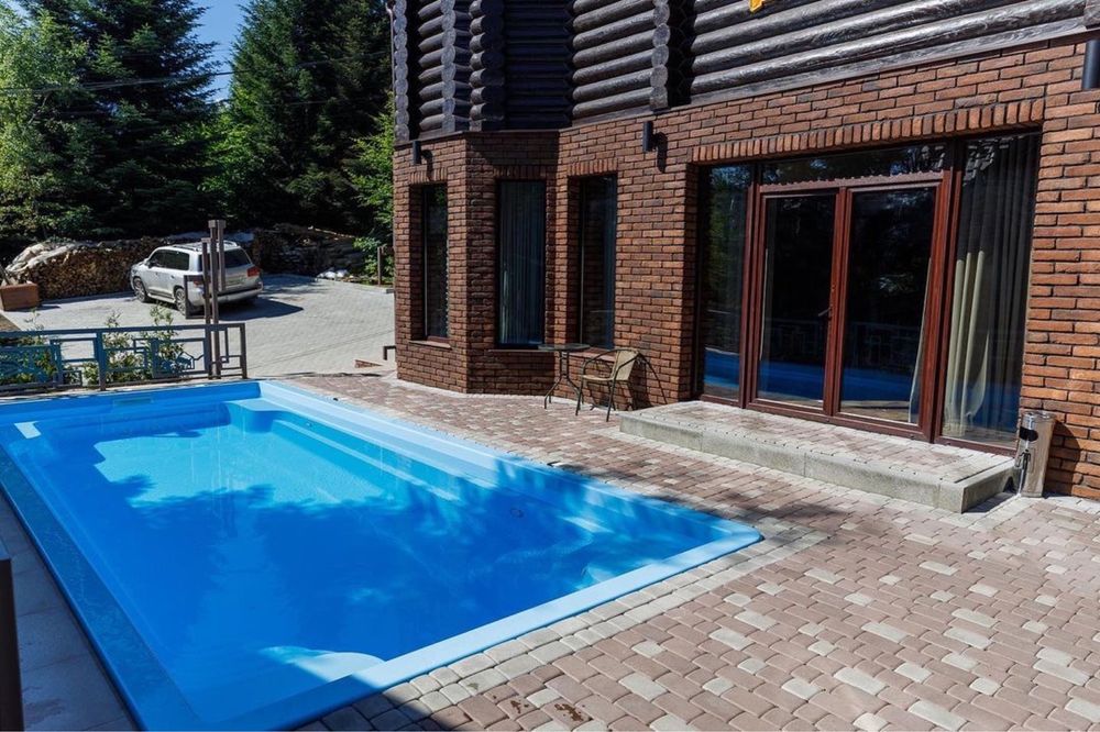 Коттеджи в Мигово-Карпаты 2500 грн.