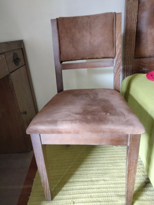 Mobilia de quarto com cama de casal