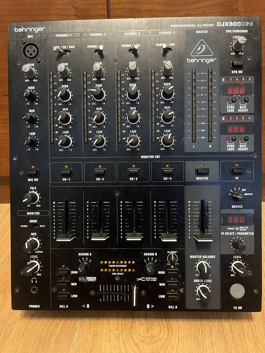 Behringer DJX900usb