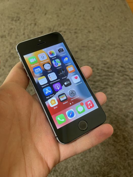 Продам iPhone se 2016 32gb
